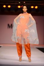 Model walk the ramp for Modart fashion show and Lingerie show on 5th may 2015 (286)_5549fa9f0bfb9.JPG