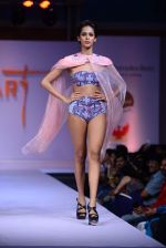 Model walk the ramp for Modart fashion show and Lingerie show on 5th may 2015 (338)_5549fad21c510.JPG
