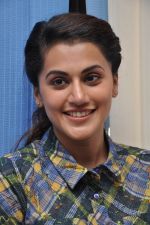 Taapsee Pannu at Press Meet on 9th May 2015 (104)_554e1a6e8e35f.jpg