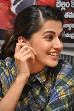 Taapsee Pannu at Press Meet on 9th May 2015 (30)_554e18c9eff5b.jpg