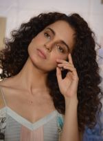 Kangana Ranaut promotes Tanu Weds Manu 2 in PVR on 14th May 2015 (45)_55558cfa81c15.jpg