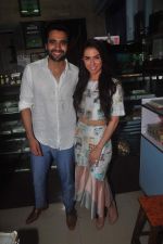 Jackky Bhagnani, Lauren Gottlieb at Welcome to Karachi promotions in Karachi Sweets, Bandra on 15th May 2015 (50)_555729414e423.JPG