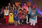 Varun Dhawan, Shraddha Kapoor at ABCD 2 media meet with Indian Idol contestants on 15th May 2015 (284)_5557259ba8812.JPG