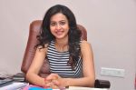 Rakul Preet Singh (7)_555b107785933.jpg