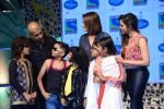 Sonakshi Sinha, Shalmali Kholgade, Vishal Dadlani at the launch of Indian Idol Junior on 21st May 2015 (95)_555ef91d0228f.JPG