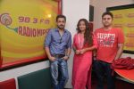 Vidya Balan, Emraan Hashmi snapped in Anita Dongre on the sets of Radio Mirchi on 21st May 2015 (33)_555effca92886.JPG