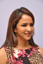 Manchu Lakshmi (2)_5561ae29ddc79.jpg