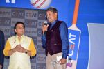 Sunil Gavaskar, Kapil Dev  at Ceat Cricket Awards in Trident, Mumbai on 25th May 2015 (254)_55644ba92844b.JPG