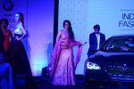Sonakshi Sinha walks for bmw india bridal week preview in delhi on 28th May 2015 (12)_55684a2e1c32d.JPG