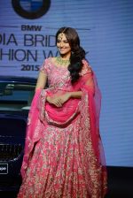Sonakshi Sinha walks for bmw india bridal week preview in delhi on 28th May 2015 (180)_55684accf4079.JPG
