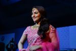 Sonakshi Sinha walks for bmw india bridal week preview in delhi on 28th May 2015 (253)_55684aef54d9f.JPG