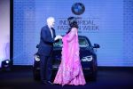 Sonakshi Sinha walks for bmw india bridal week preview in delhi on 28th May 2015 (67)_55684a5d943a6.JPG