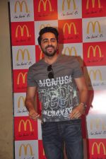 Ayushmann Khurrana and Ronald McDonald celebrate No TV Day with children from Catherine of Sienna School and Orphanage in Mumbai on 29th May 2015 (7)_5569a421a027d.JPG