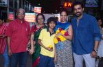 Madhavan with his family at Siddhivinayak on the occasion of his bday on 1st June 2015 (9)_556c60090b164.JPG