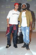 Remo D Souza and varun Dhawan_s 4D music and dance performance in association with Pond_s men and ABCD 2 in Byculla on 7th June 2015 (210)_5575305e9cbc8.JPG