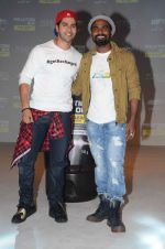 Remo D Souza and varun Dhawan_s 4D music and dance performance in association with Pond_s men and ABCD 2 in Byculla on 7th June 2015 (212)_5575305f62c53.JPG