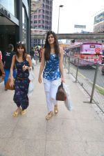 Kriti Sanon snapped shopping with a friend without any security guards on the streets of Kuala Lampur on 11th June 2015 (9)_5579b59b756b2.JPG