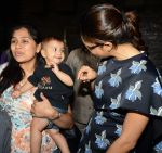 Jacqueline Fernandez_s cutest moment snapped at a mall on 12th June 2015 (10)_557c183576b78.JPG