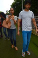 Shraddha Kapoor snapped with cousin Priyank on 14th June 2015 (5)_557d8127b155e.JPG