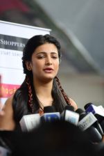 Shruti Hassan launches Haute Curry collection for Shoppers Stop on 16th June 2015 (41)_558029aaa651b.JPG