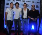 Chintoo Bhosle, Karan Oberoi,Sudhanshu Pandey and Sherrin varghese at Lycos Life Product presents Band From TV� Live In India in Blu Frog on 16th June 2015_5581272af0c07.jpg