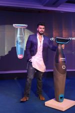 Arjun Kapoor at Philips launch in Delhi on 17th June 2015 (14)_558263a666090.jpg