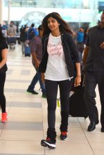 Shilpa Shetty snapped at airport as she returns from Bangalore in Domestic Airport on 21st June 2015 (9)_5586eb522531f.JPG