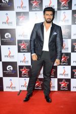 Arjun Kapoor at Pride awards in Filmcity, Mumbai on 21st June 2015 (37)_5587bb3bb78ab.JPG
