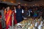 Vidya Balan inaugurates craft exhibition on 23rd June 2015 (97)_558a6389628fc.JPG