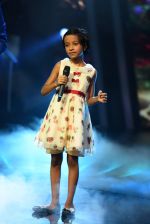 on the sets of Indian Idol Jr in Mumbai on 25th June 2015 (16)_558c1170dd840.JPG