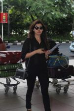 Samantha Ruth snapped at airport in Mumbai on 1st July 2015 (11)_5594fe1f740d6.JPG