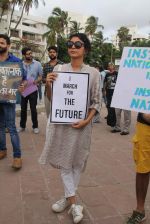 Kiran rao supports the FTII cause and joins the protest at carter road on 2nd July 2015 (53)_55963080b2406.JPG