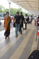 Farhan Akhtar snapped at the airport on 3rd July 2015 (41)_5597c21098832.JPG