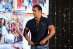 Salman Khan at Bajrangi Bhaijaan song launch in J W Marriott on 3rd July 2015 (40)_5597c9d168378.jpg