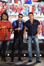Salman Khan, Mika Singh, Pritam Chakraborty at Bajrangi Bhaijaan song launch in J W Marriott on 3rd July 2015 (28)_5597c8fa01b33.jpg