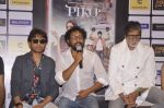 Amitabh Bachchan, Irrfan Khan, Shoojit Sircar at Piku dvd launch in Mumbai on 8th July 2015 (25)_559e84c69c185.JPG