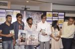 Amitabh Bachchan, Irrfan Khan, Shoojit Sircar at Piku dvd launch in Mumbai on 8th July 2015 (79)_559e84116dbb4.JPG