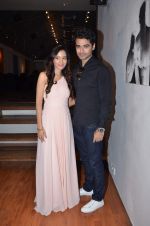Harshad Arora at Preetika Rao promotes her new music video in Le sutra on 13th July 2015 (48)_55a4b161c3142.JPG