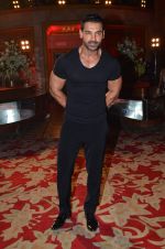 John Abraham at Welcome Back song shoot in Aarey Milk Colony on 13th July 2015 (286)_55a4b2814983f.JPG
