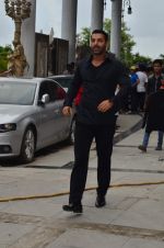 John Abraham at Welcome Back song shoot in Aarey Milk Colony on 13th July 2015 (297)_55a4b284a4400.JPG