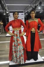 Model at Fashion Most Wanted and Lakme Absolute Salon Bridal show in bandra, Mumbai on 15th July 2015 (38)_55a771710a60b.JPG