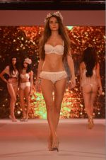 Model at Madhur_s Calendar Girls launch with Amante lingerie show in Four Seasons on 17th July 2015 (117)_55aa35d09591e.JPG