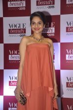 Madhoo Shah at Vogue beauty awards in Mumbai on 21st July 2015 (79)_55af9dd07f210.JPG