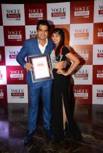 at Vogue beauty awards in Mumbai on 21st July 2015 (395)_55af9f2851103.JPG