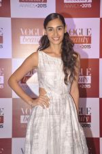 at Vogue beauty awards in Mumbai on 21st July 2015 (96)_55af9dfe2d1cb.JPG