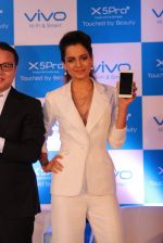 Kangana Ranaut at Vivo bash in Pragati Maidan on 23rd July 2015 (27)_55b1dc904742f.jpg