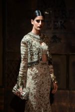 at sabyasachi show for india couture week on 29th July 2015 (52)_55ba218810867.JPG