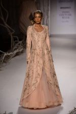 Model walks for Gaurav Gupta at India Couture week day 2 on 30th July 2015 (21)_55bb2700cb995.JPG