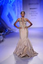 Model walks for Gaurav Gupta at India Couture week day 2 on 30th July 2015 (65)_55bb2721286ae.JPG