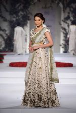 Model walk the ramp for Varun Bahl Show at AICW 2015 Day 3 on 31st July 2015 (172)_55bcaefad298e.JPG